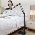 ⁦استاند وحامل ارضي للموبايل والتابلت بذراع دوار قابل لتعديل الزاوية حسب الرغبة بطول 1.4 متر⁩ - الصورة ⁦12⁩