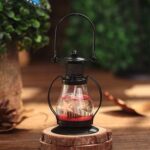 ⁦شمع معطر في فانوس معدن لديكور البيت وإضافة اجواء هادئة ورومانسية⁩ - الصورة ⁦12⁩