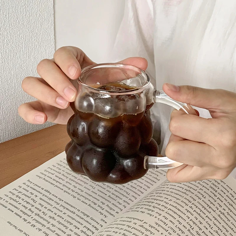 مج-بابلز-400-ملي-زجاج-شفاف-لشرب-وتقديم-العصائر-والنسكافيه-والايس-كوفي-بيد-لسهولة-الحمل_All_5473_8.jpeg مج بابلز 400 ملي زجاج شفاف لشرب وتقديم العصائر والنسكافيه والايس كوفي بيد لسهولة الحمل - الصورة 1