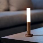 ⁦مصباح وكشاف ليد انيق سينسور مغناطيسي بلزق دبل فيس قوي لإضاءة الممرات والسلالم والدواليب بوصلة يو اس بي⁩ - الصورة ⁦9⁩