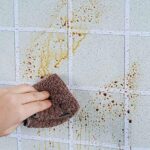 ⁦رول استيكر شفاف لاصق وتربروف لحوائط المطبخ لمنع تكون الدهون قابل للقص⁩ - الصورة ⁦8⁩