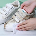 ⁦باكت مناديل مبللة لتنظيف وتلميع الأحذية _مكون من 80 مناديل⁩ - الصورة ⁦2⁩