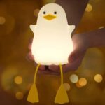 ⁦وناسة سيليكون بتصميم بطة بأرجل طويلة ب 8 ألوان إضاءة مختلفة بيو اس بي للشحن⁩ - الصورة ⁦4⁩